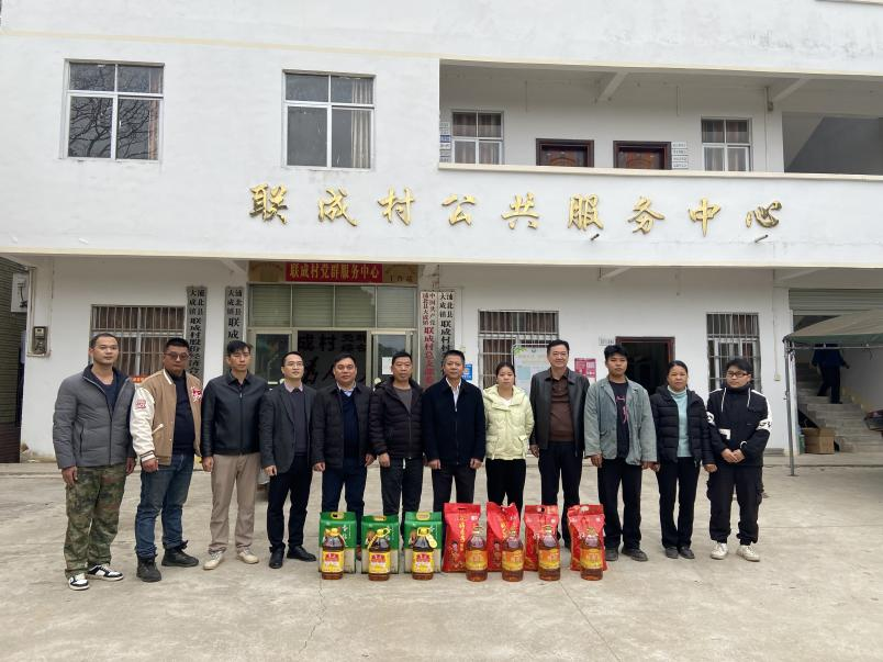 慰問(wèn)暖人心，關(guān)懷傳黨情